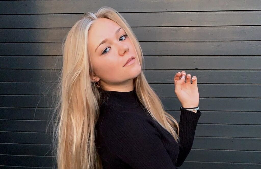 Katie Sigmond Leaked