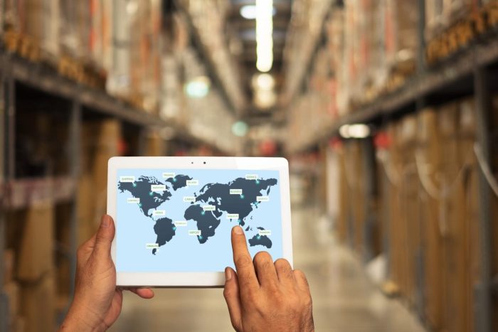 wholesaler vs distributor