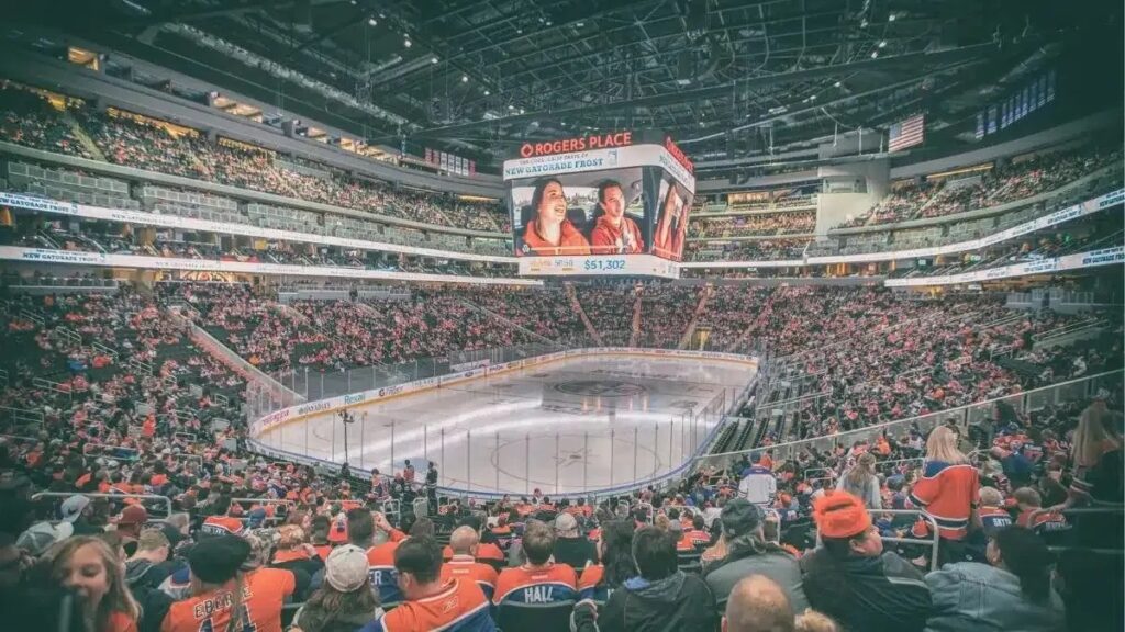 Oilers Fan Flash Not Censored